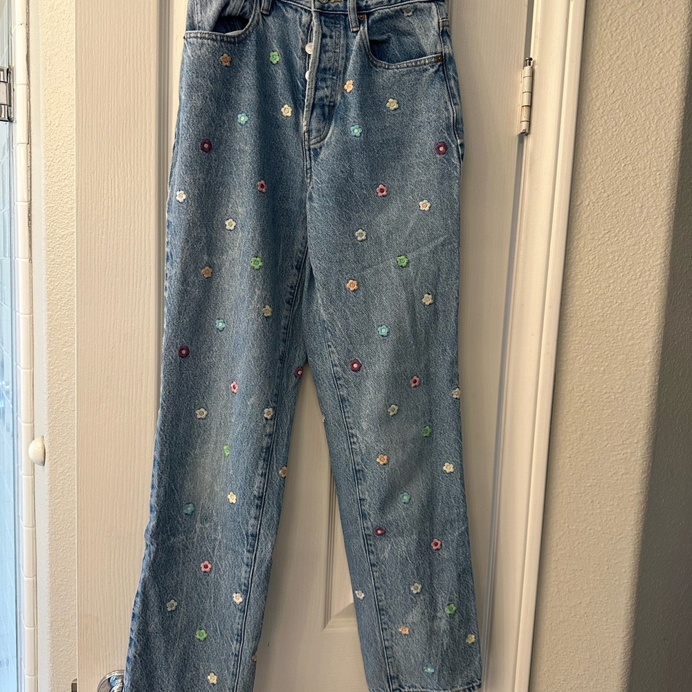 PacSun Light Blue Straight Leg Jeans with Multicolor Embroidered Flowers